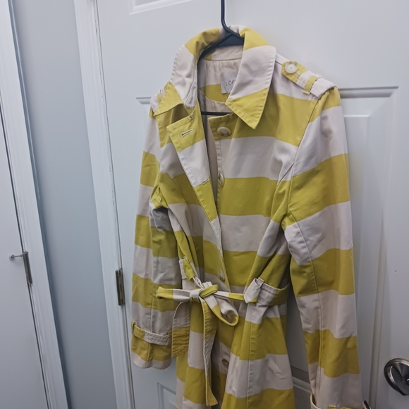 LOFT Women's Yellow and Cream Striped Trench Coat - Picture 4 of 9